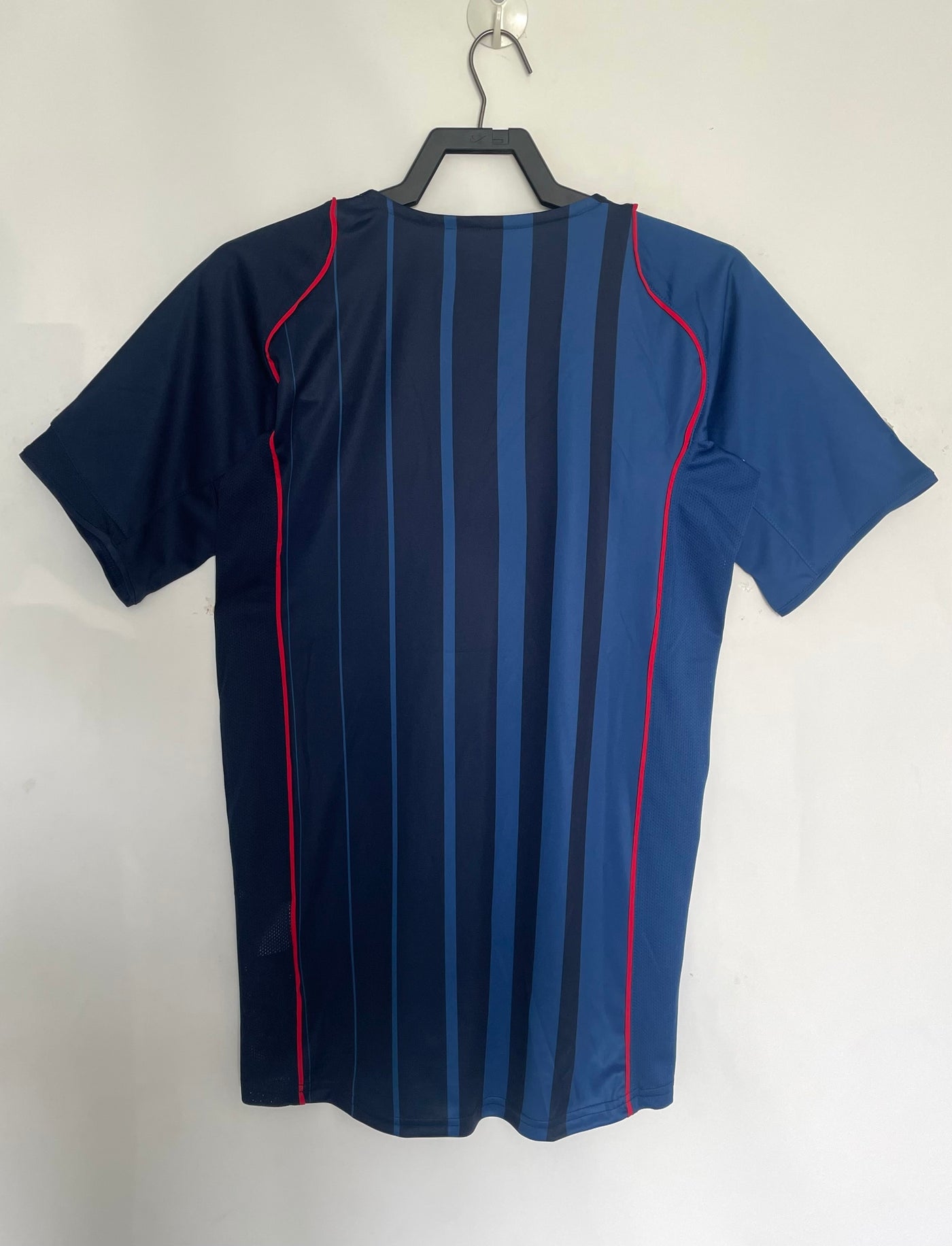 Barcelona 04/05 Away Retro Shirt