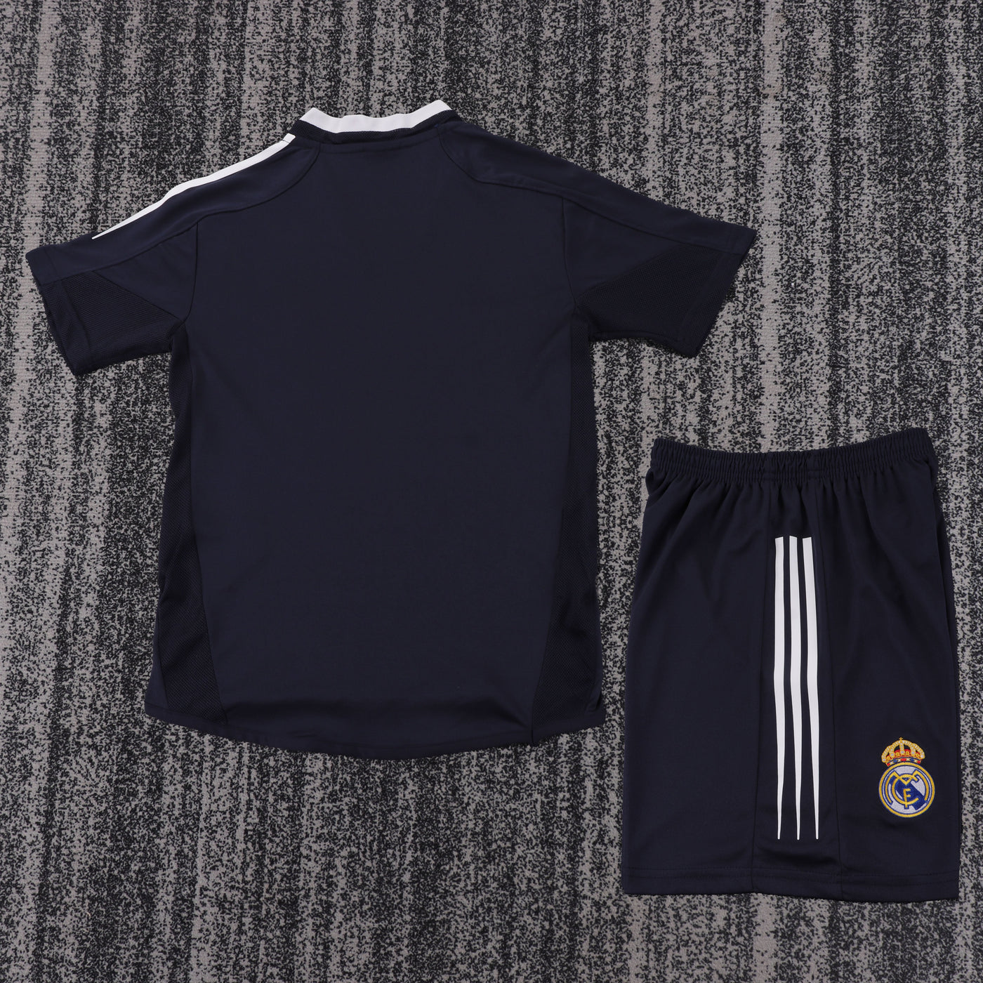 Real Madrid 04/05 Children's Away Retro Set