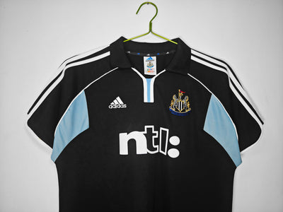 Newcastle 00/01 Away Retro Shirt