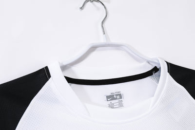 Manchester United 10/11 Away Retro Shirt