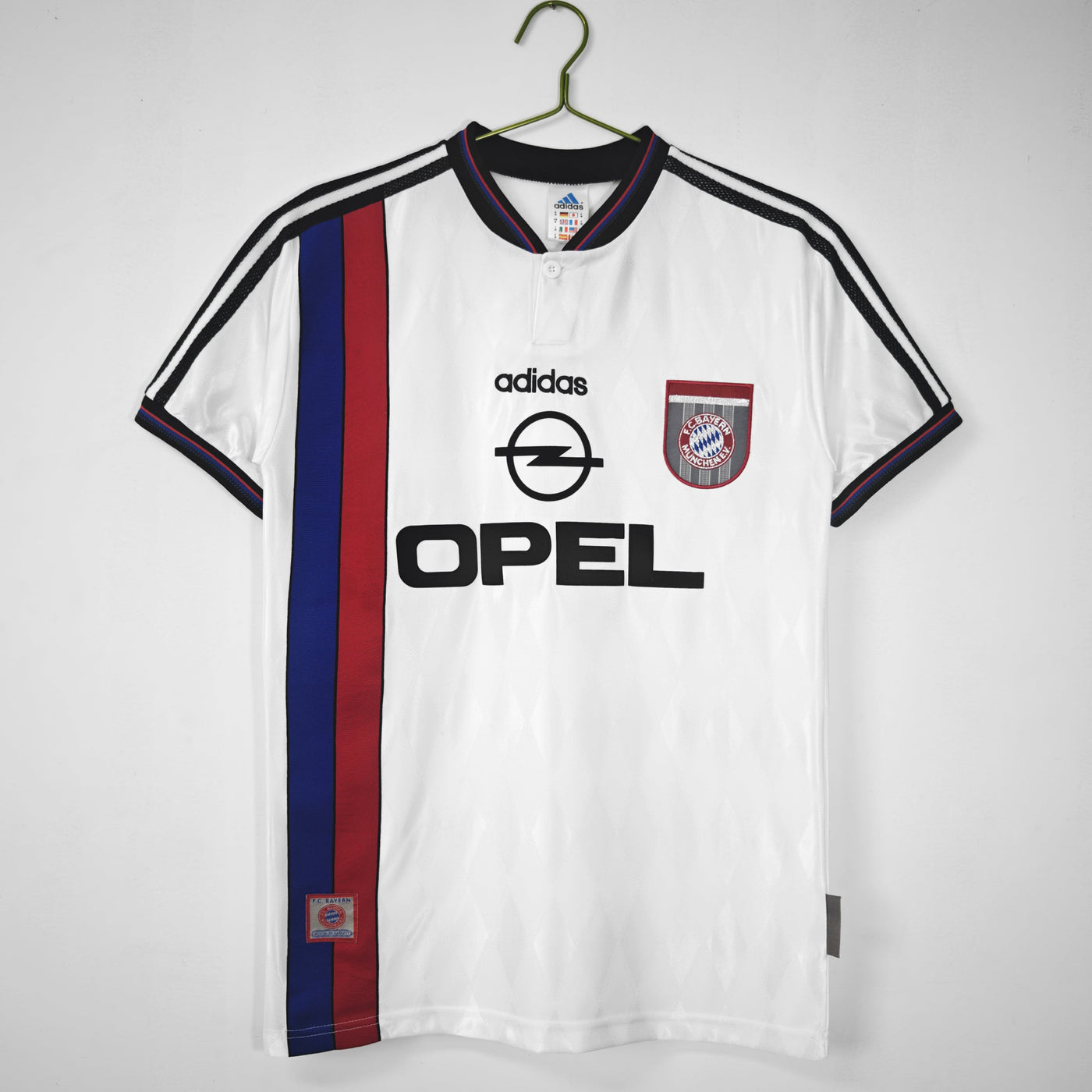 Bayern Munich 1996/98 Away Retro Shirt