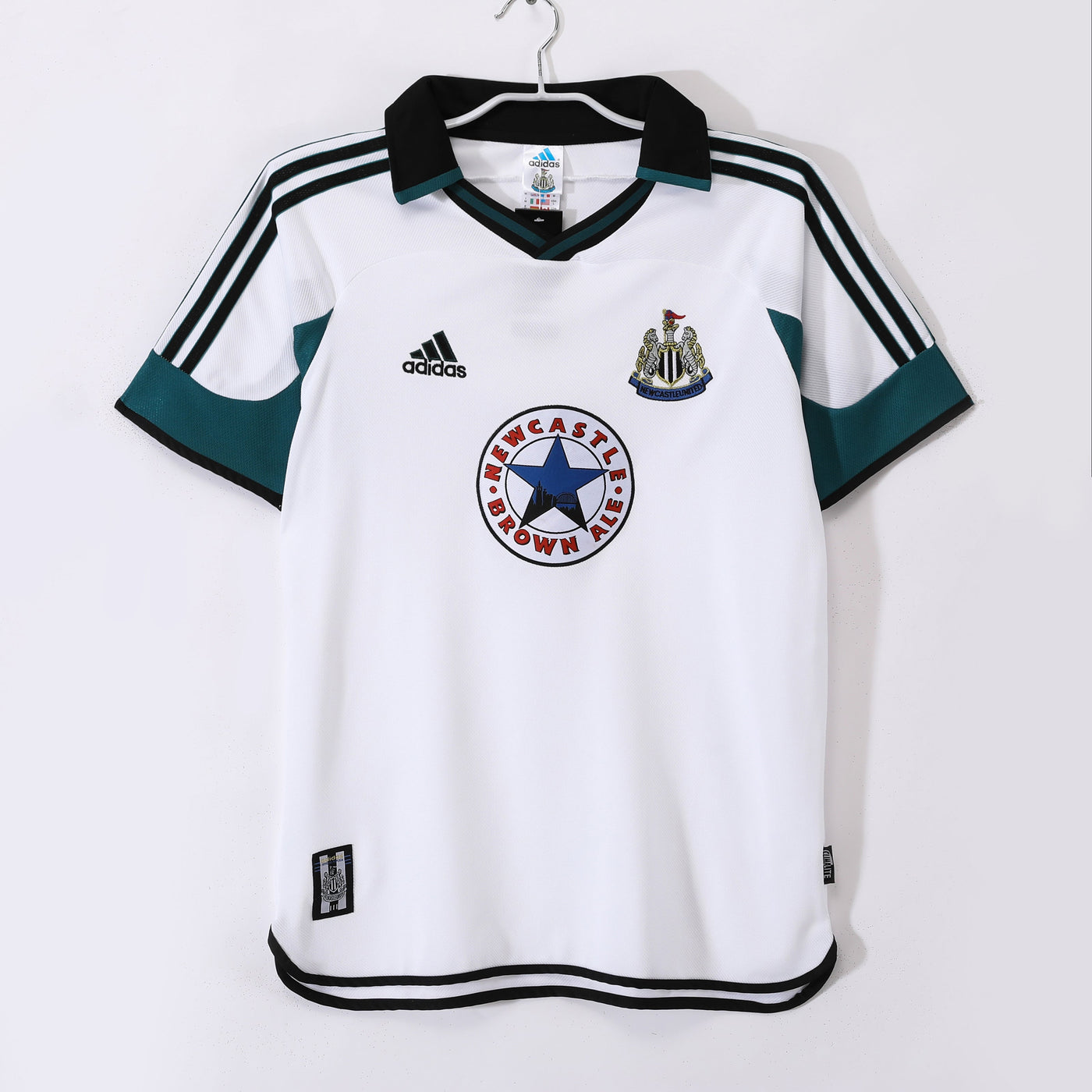 Newcastle 99/00 Away Retro Shirt