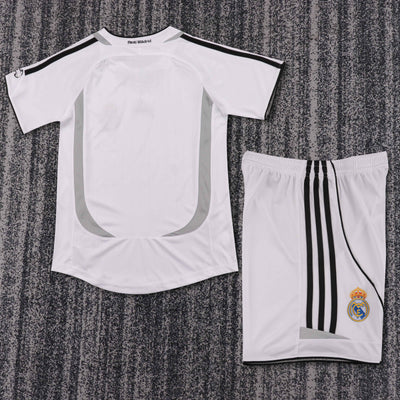 Real Madrid 06/07 Children's Home Retro Set