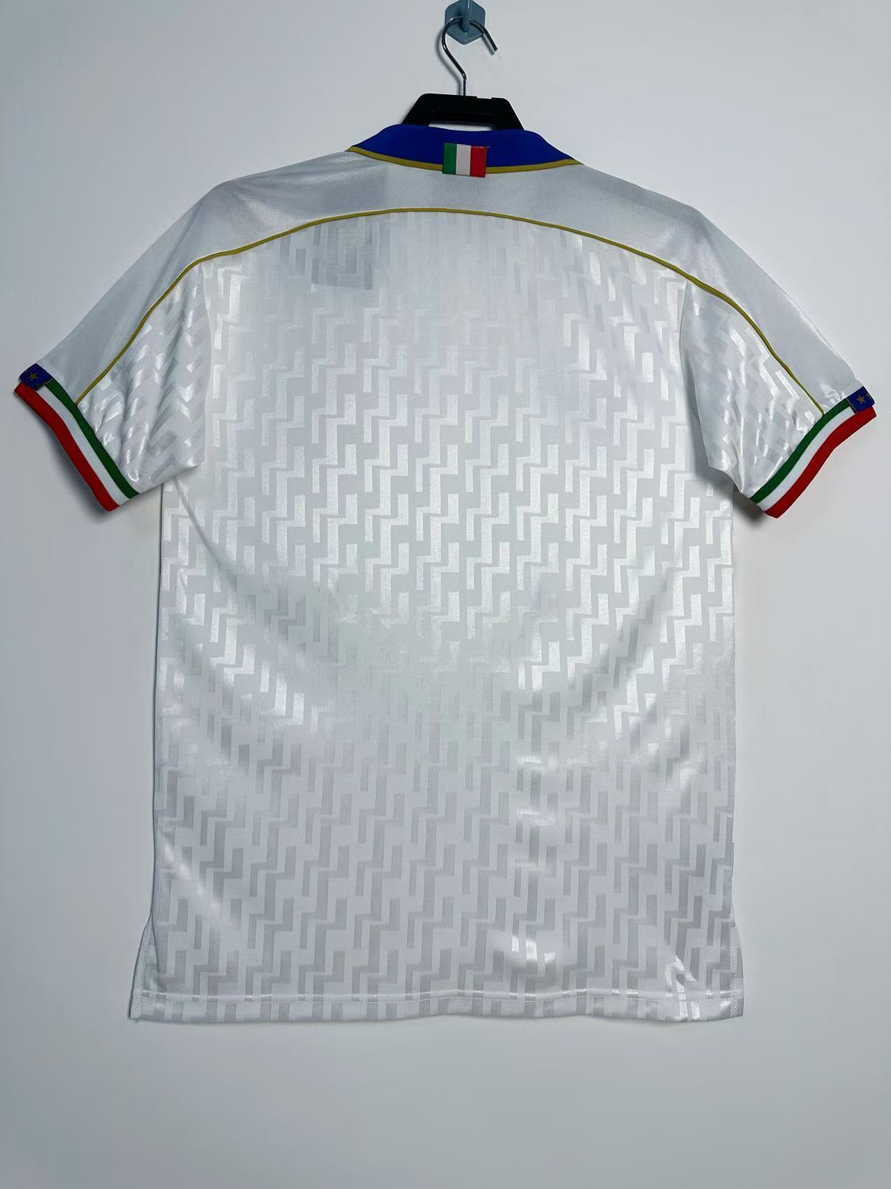 Italy 1995 Away Retro Shirt