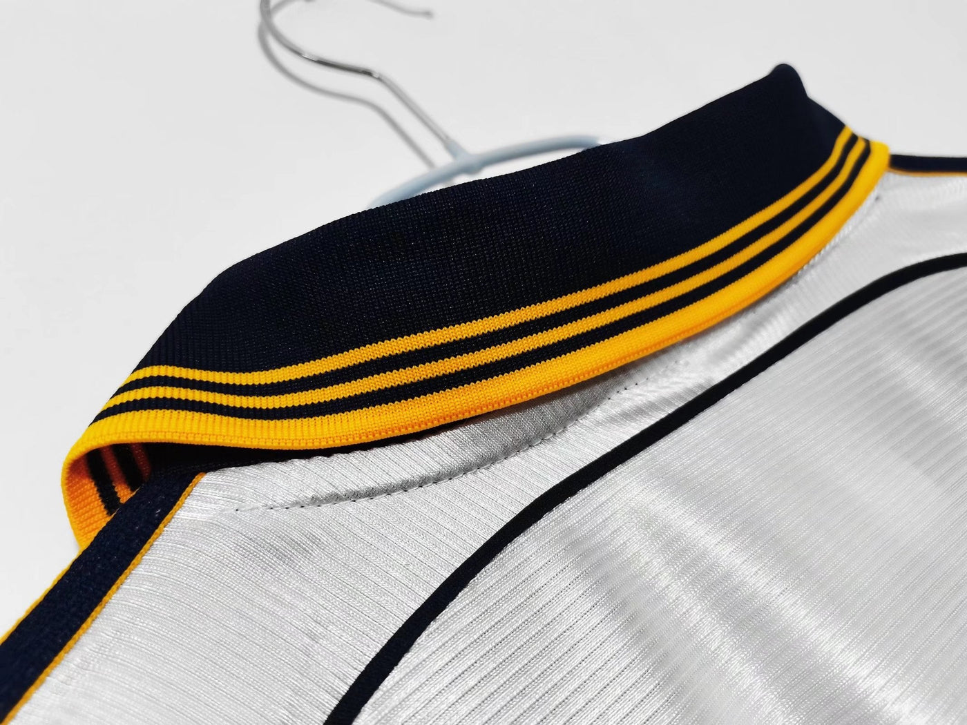 Real Madrid 98/99 Home Retro Shirt