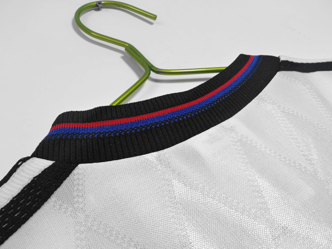 Bayern Munich 1996/98 Away Retro Shirt