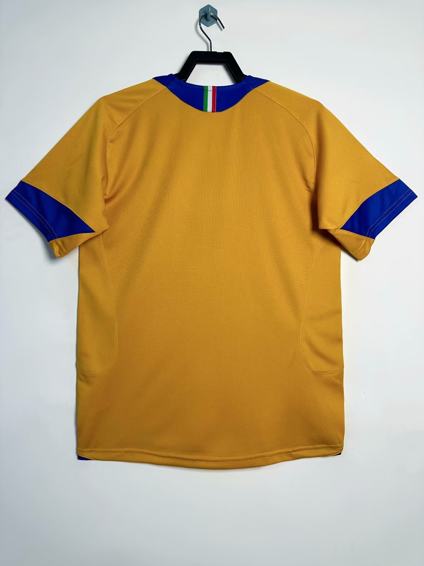 Juventus 05/06 Third Retro Shirt