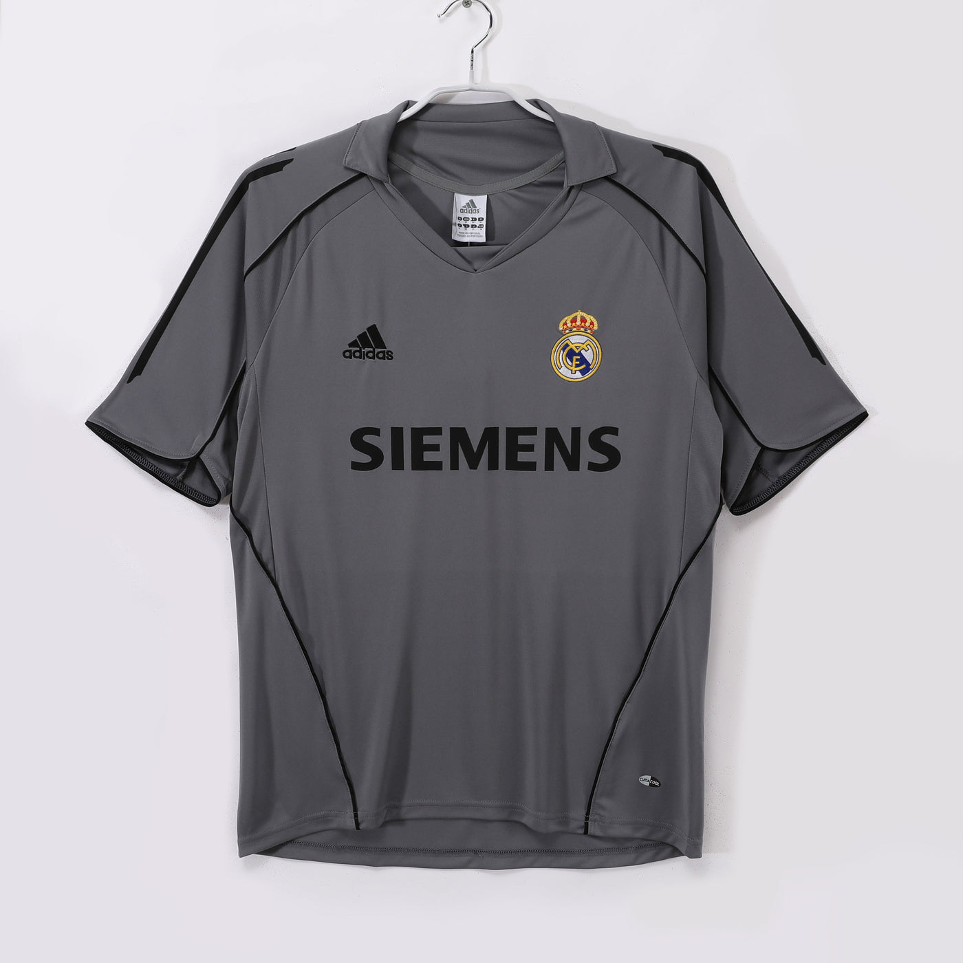 Real Madrid 05/06 Third Retro Shirt