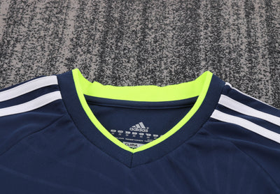 Real Madrid 10/11 Children's Away Retro Set