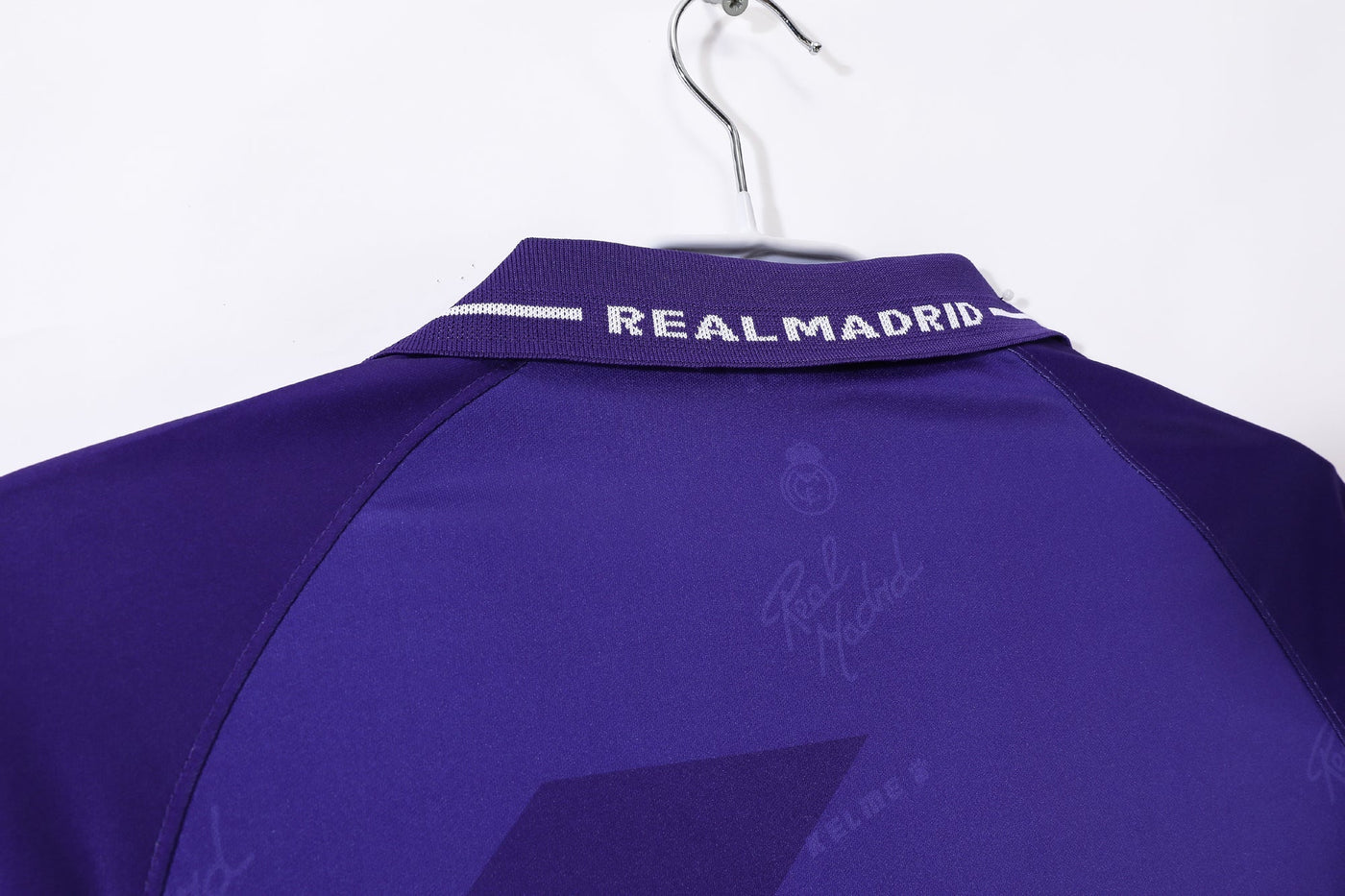 Real Madrid 94/96 Away Retro Shirt