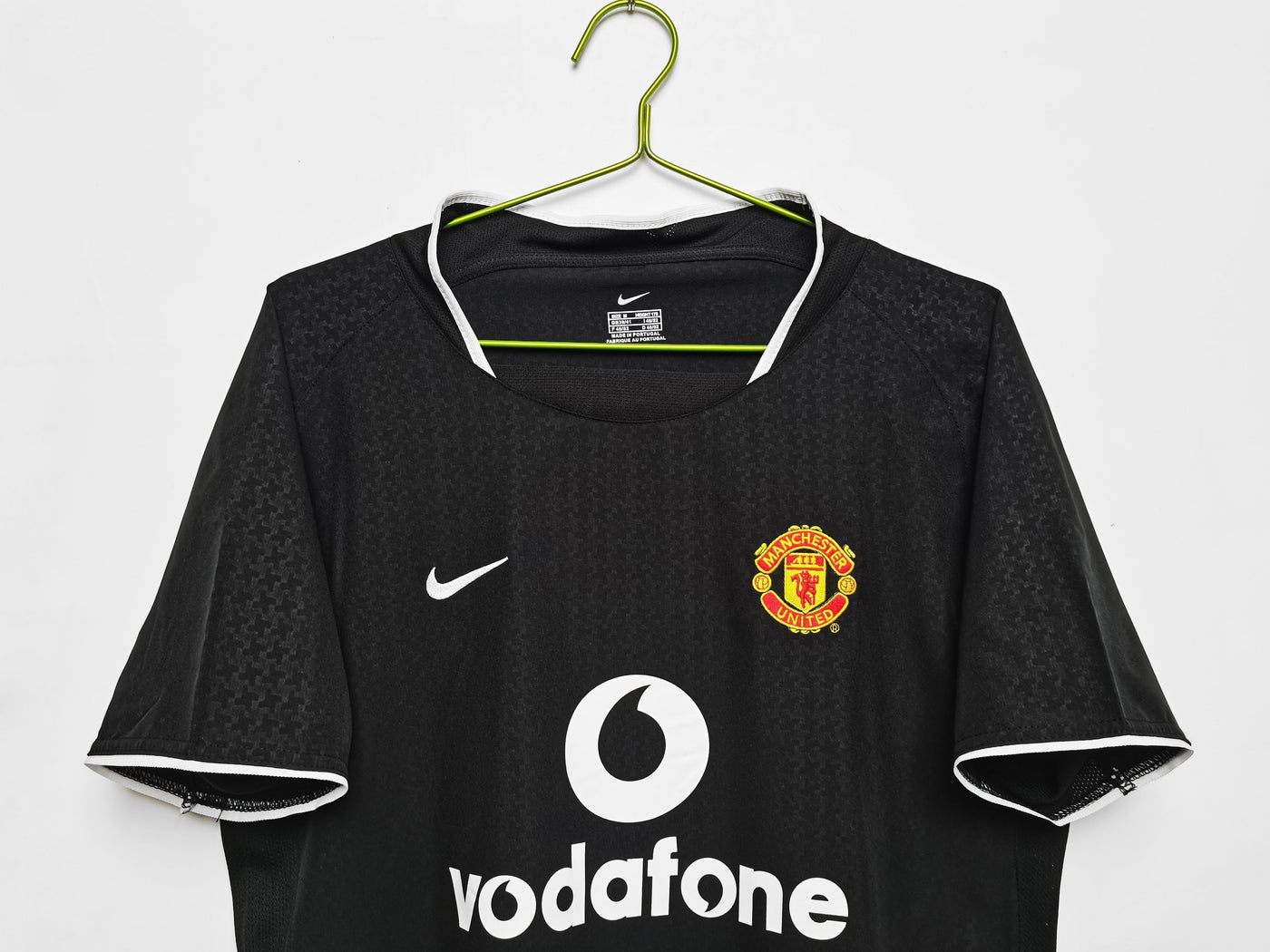 Manchester United 2003/04 Away Retro Shirt