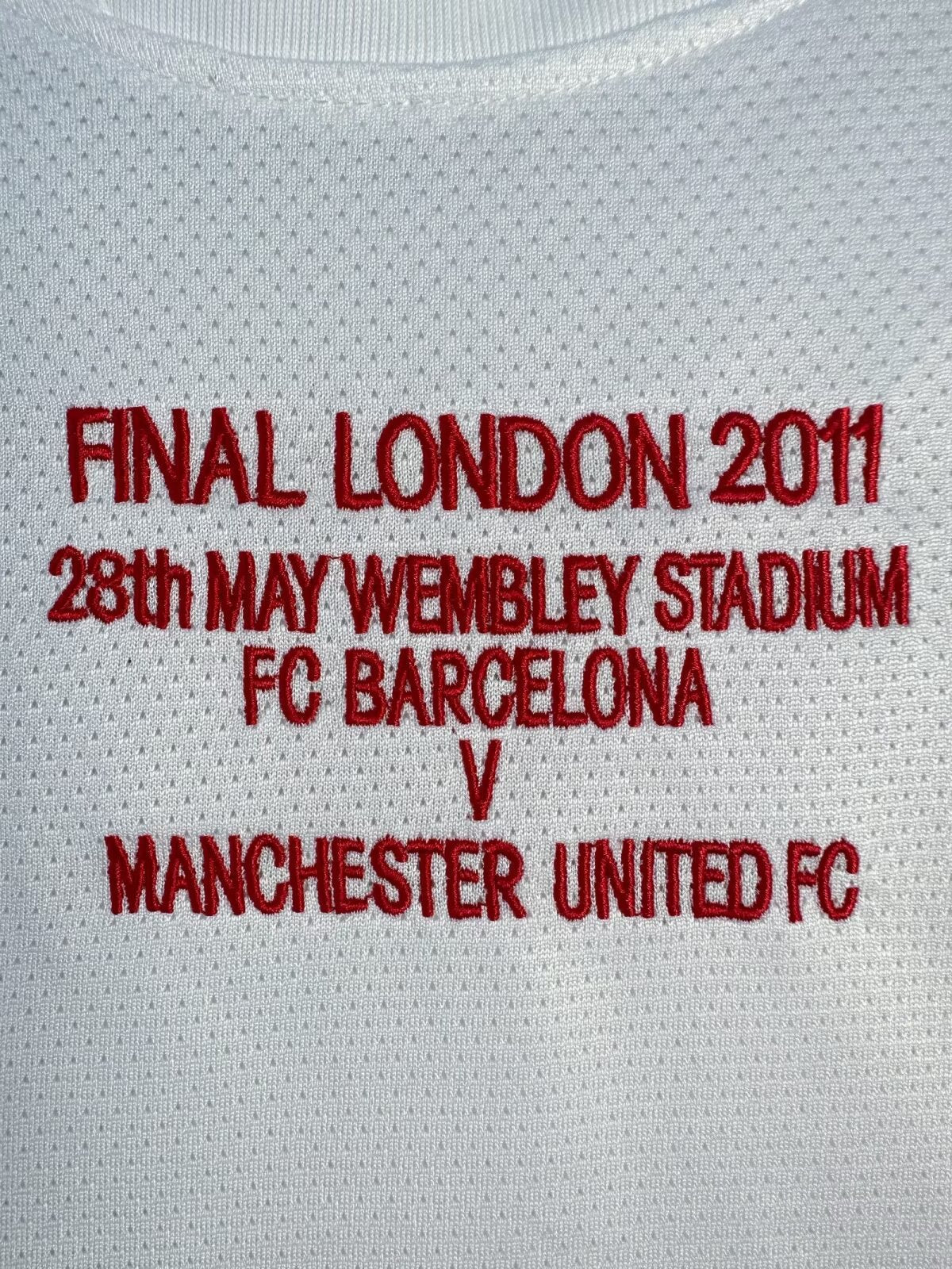 Manchester United 2010/11 Away Retro Shirt - Long Sleeve