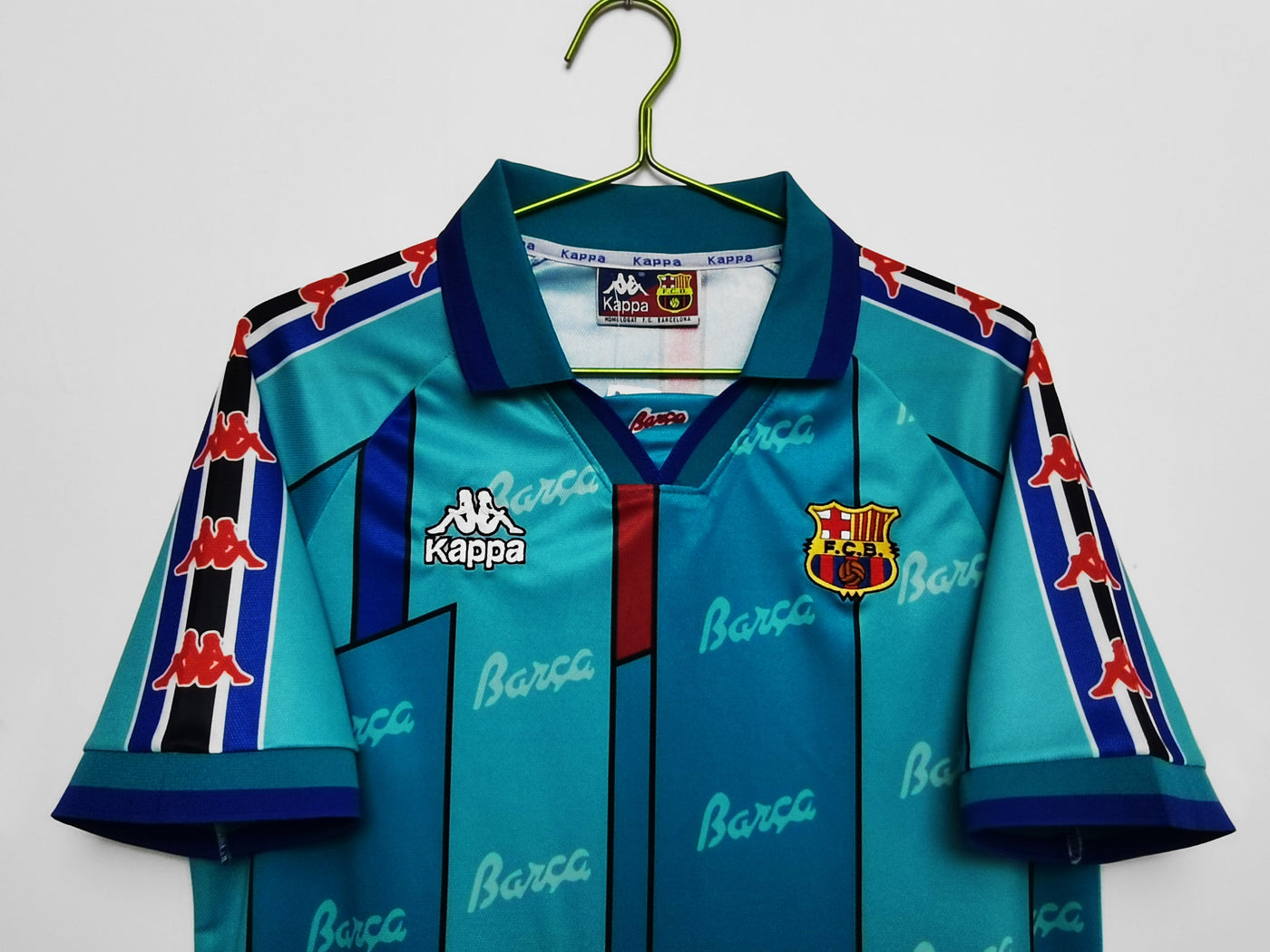 Barcelona 1995∕97 Away Retro Shirt