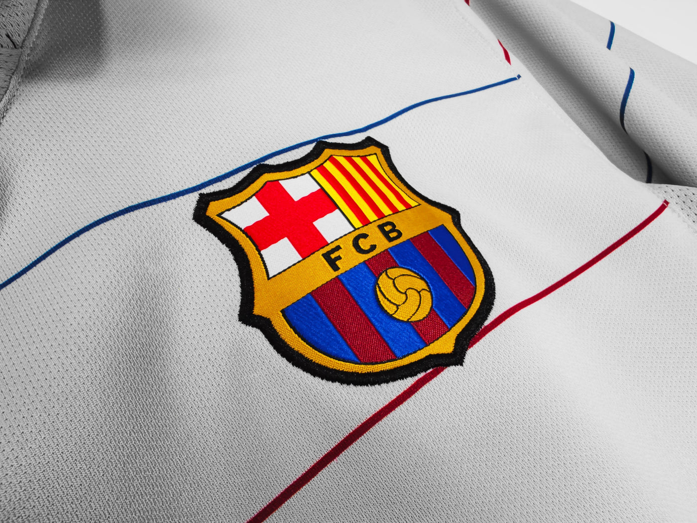 Barcelona 03/04 Away Retro Shirt