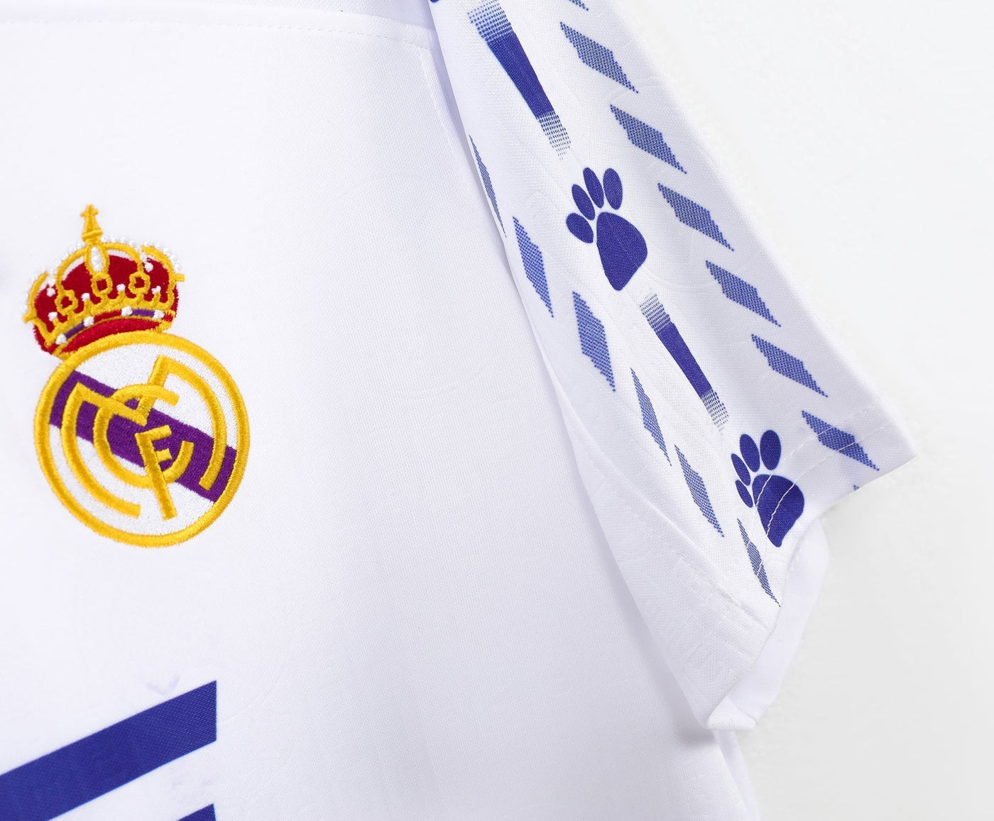 Real Madrid 1996∕97 Home Retro Shirt