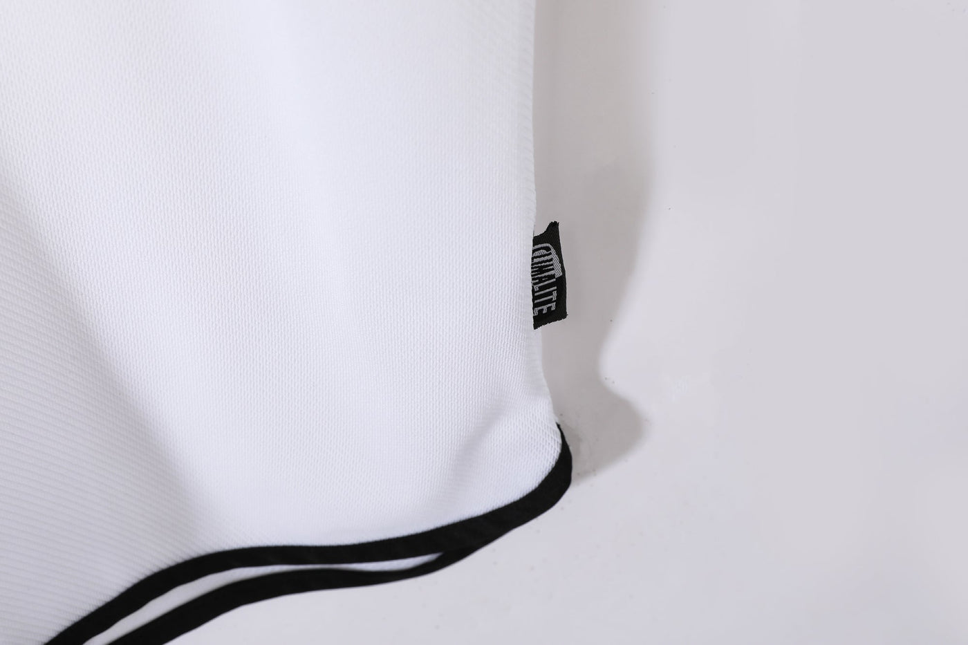 Newcastle 99/00 Away Retro Shirt