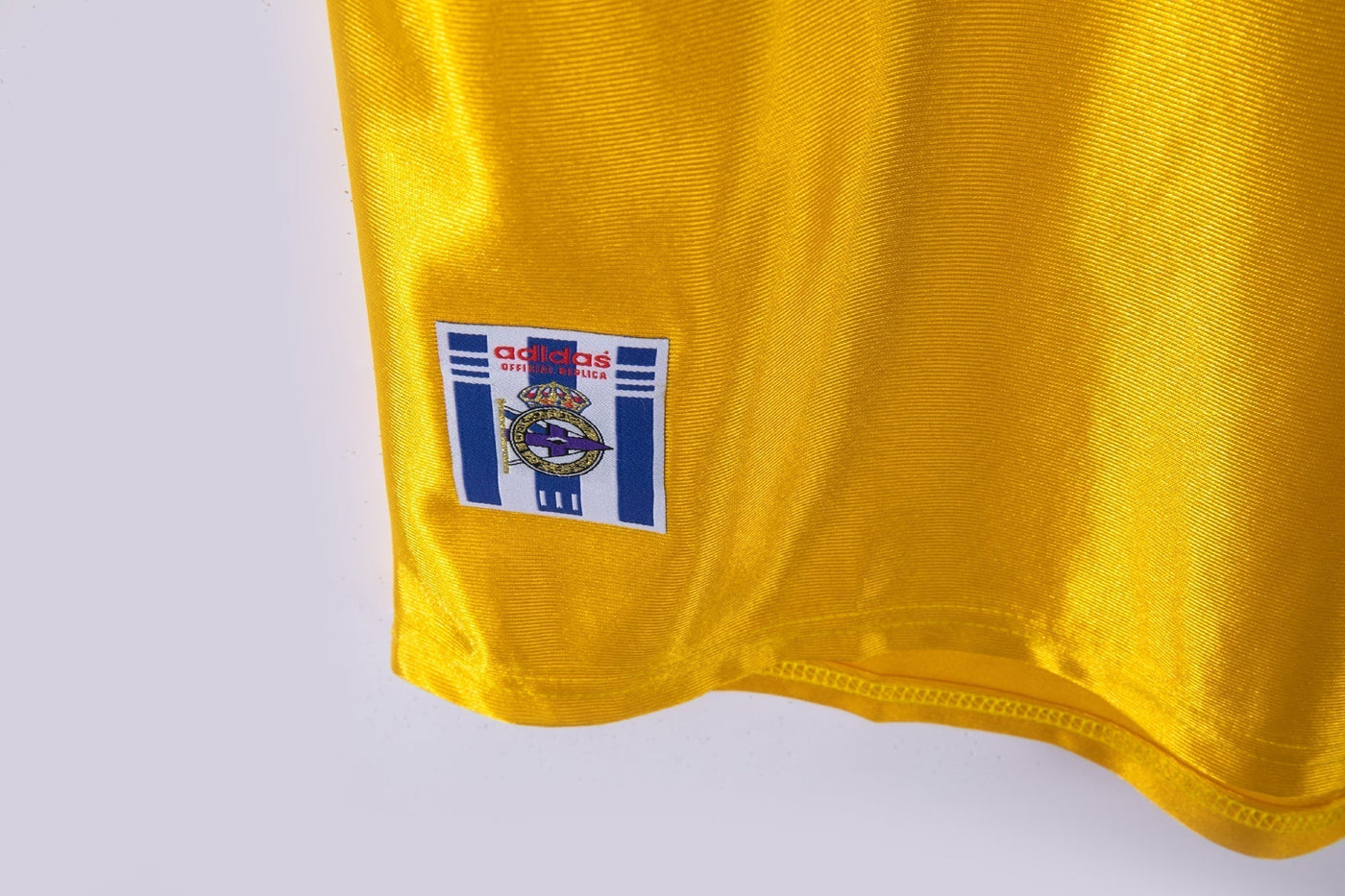 Deportivo La Coruña 99/00 Third Retro Shirt