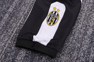 Juventus 97/98 Children's Home Retro Set