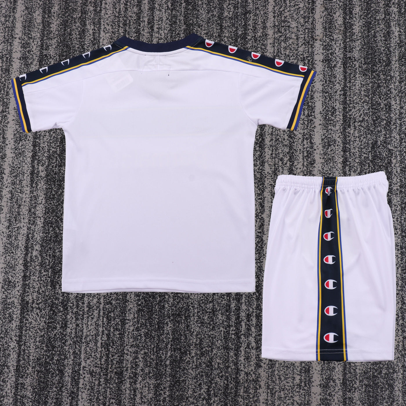 Parma 02/03 Children's Away Retro Set
