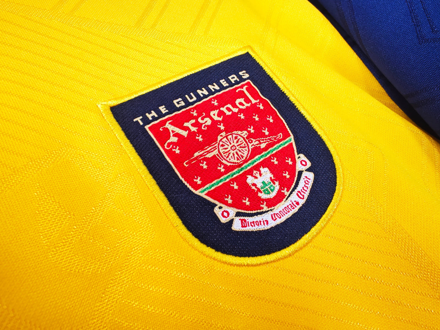 Arsenal 1996/97 Away Retro Shirt
