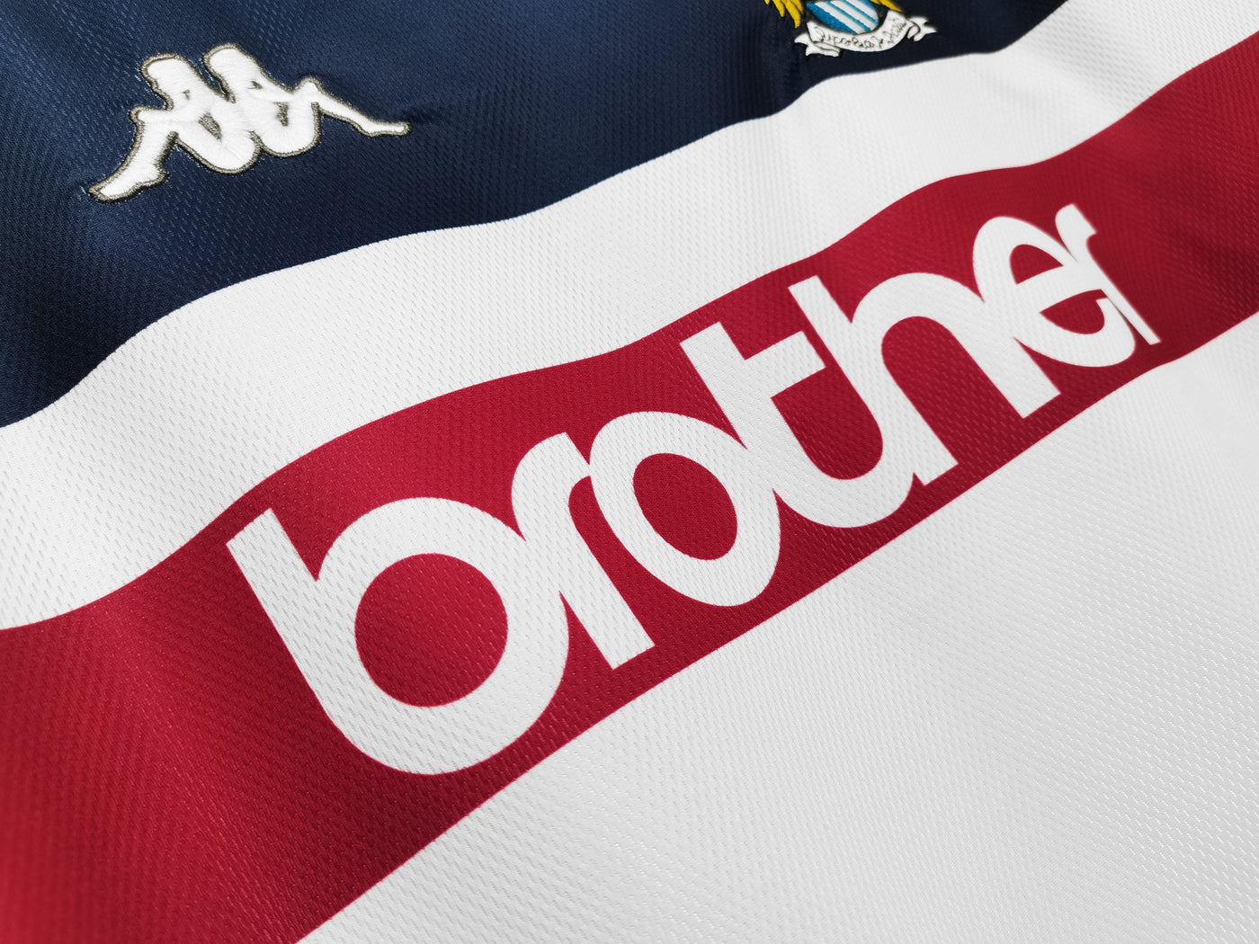 Manchester City 1997/98 Away Retro Shirt