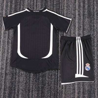 Real Madrid 06/07 Children's Away Retro Set