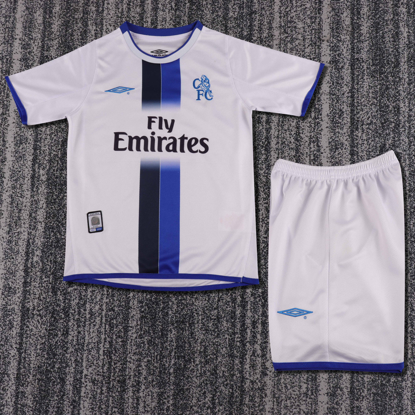 Chelsea 03/04 Children's Away Retro Set