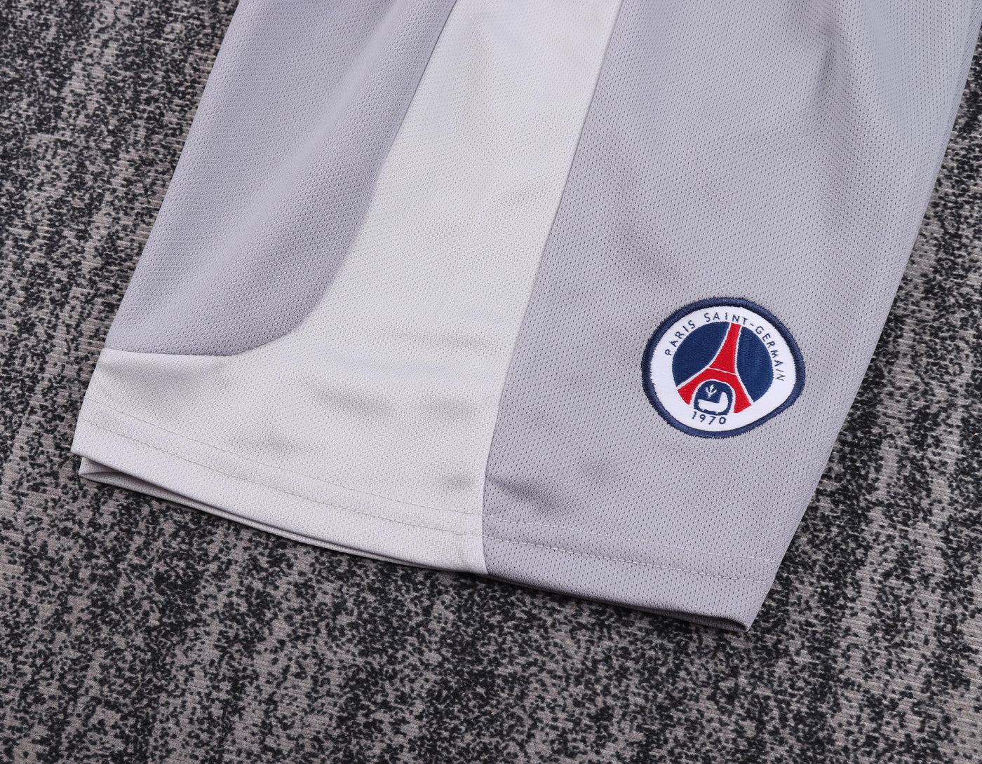 PSG 01/02 Children's Away Retro Set