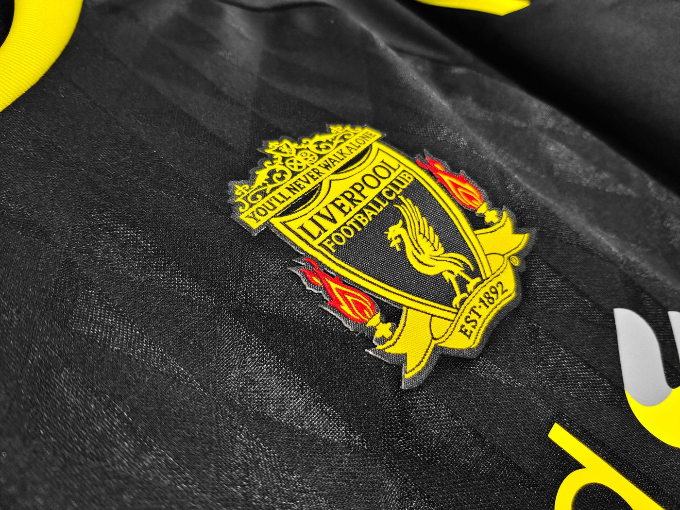Liverpool 10/11 Third Retro Shirt