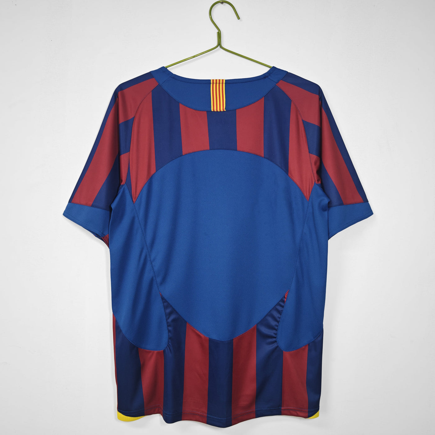 Barcelona 2005/06 Home Retro Shirt