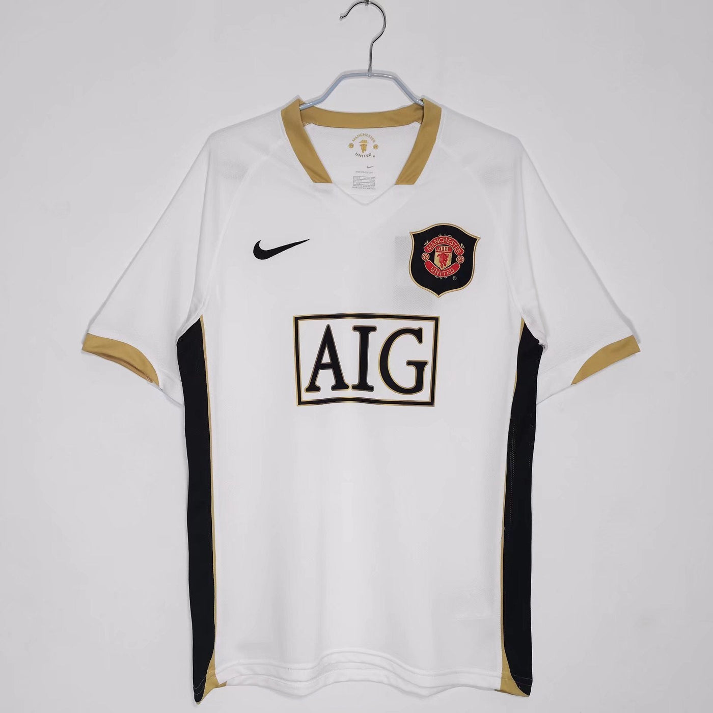 Manchester United 06/07 Away Retro Shirt
