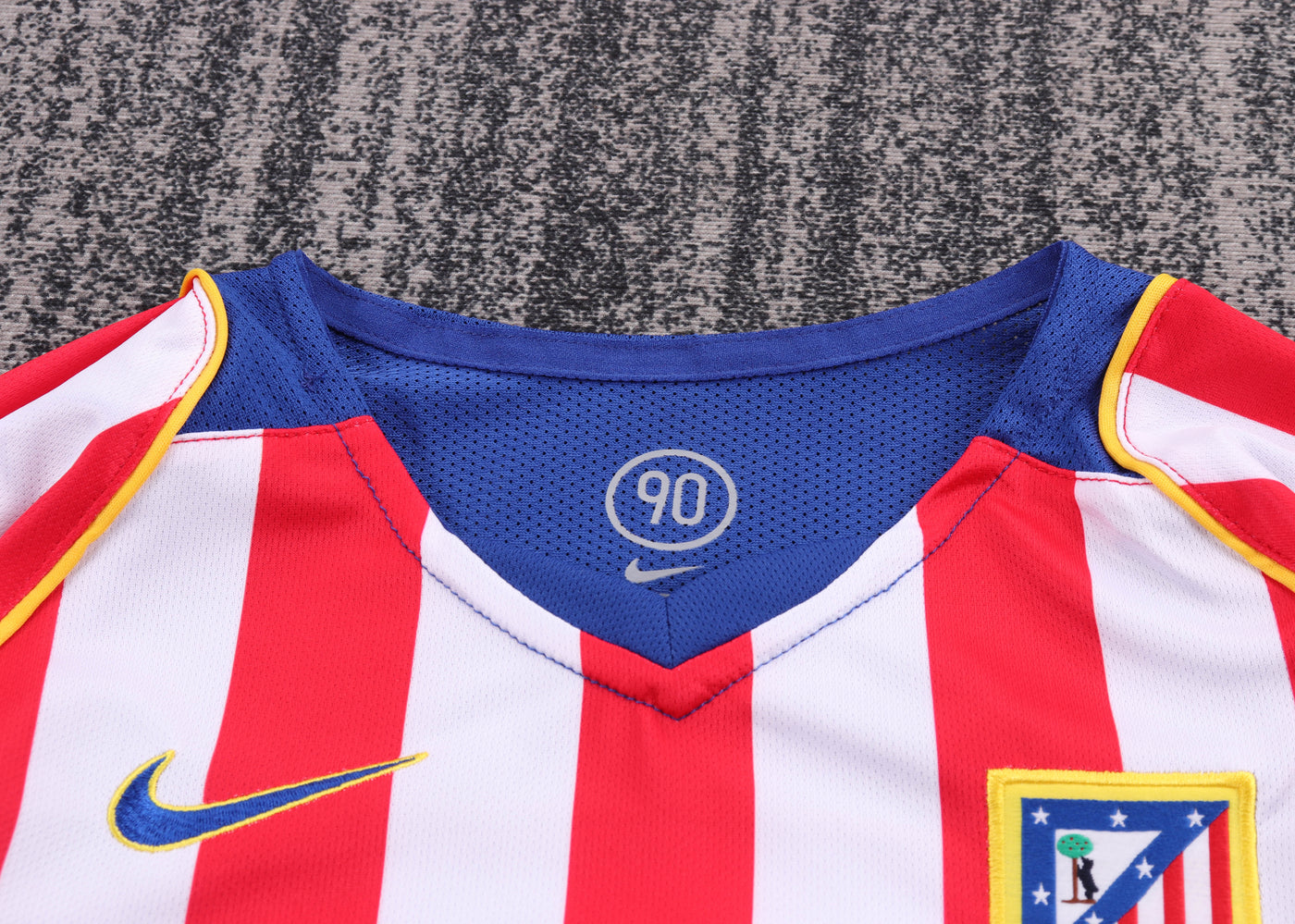 Atletico Madrid 04/05 Children's Home Retro Set - Long Sleeve