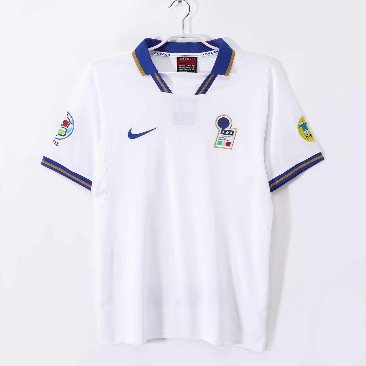 Italy 1996 Away Retro Shirt