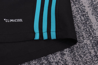 Real Madrid 17/18 Children's Away Retro Set