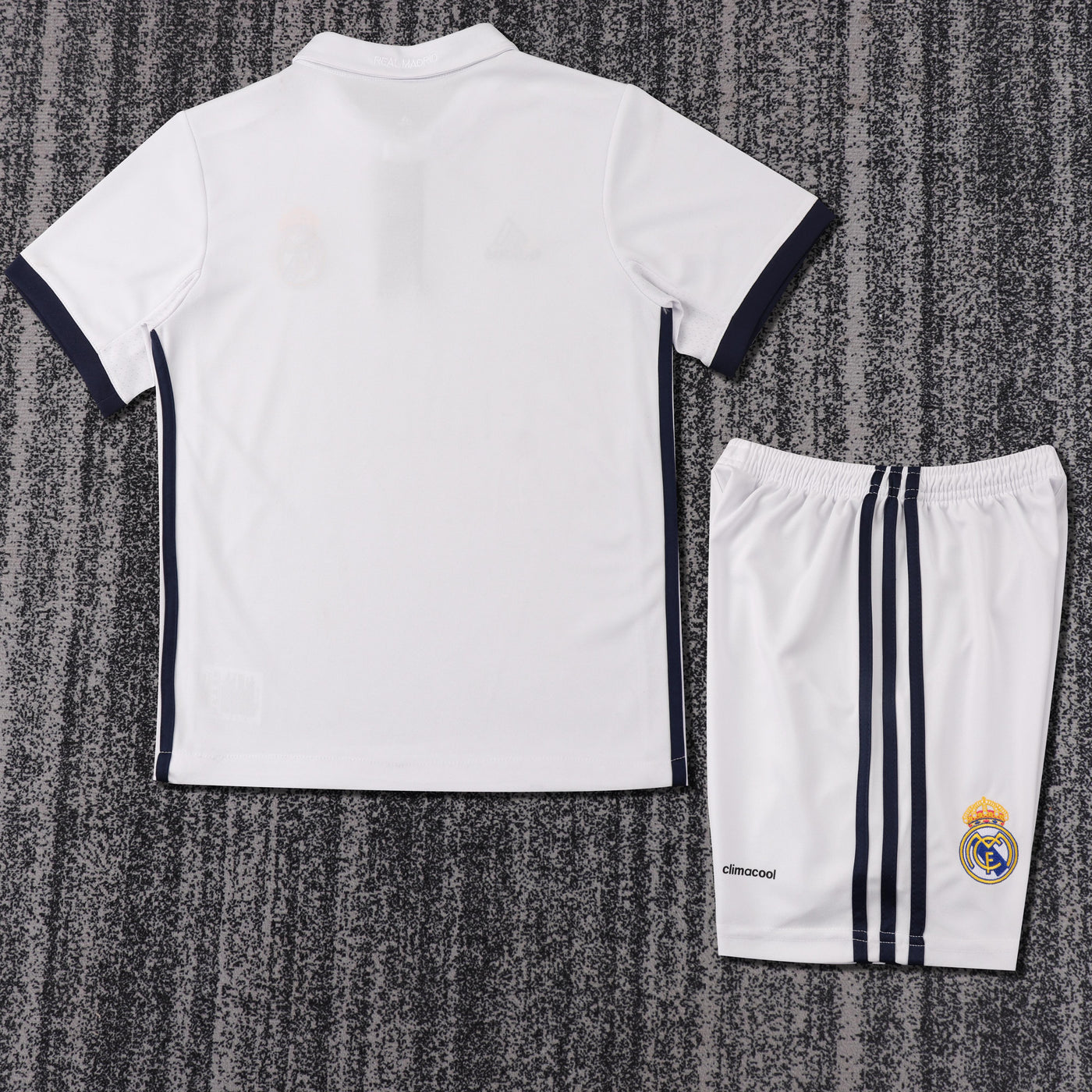 Real Madrid 16/17 Children's Home Retro Set