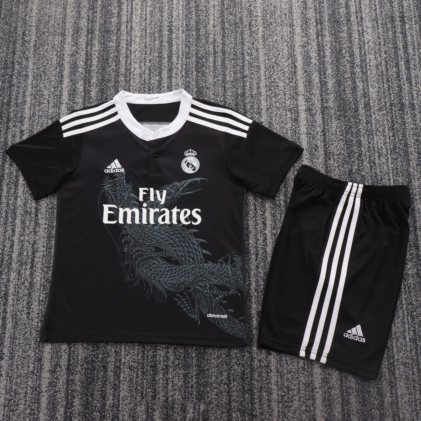 Real Madrid 14/15 Children's Third Retro Set
