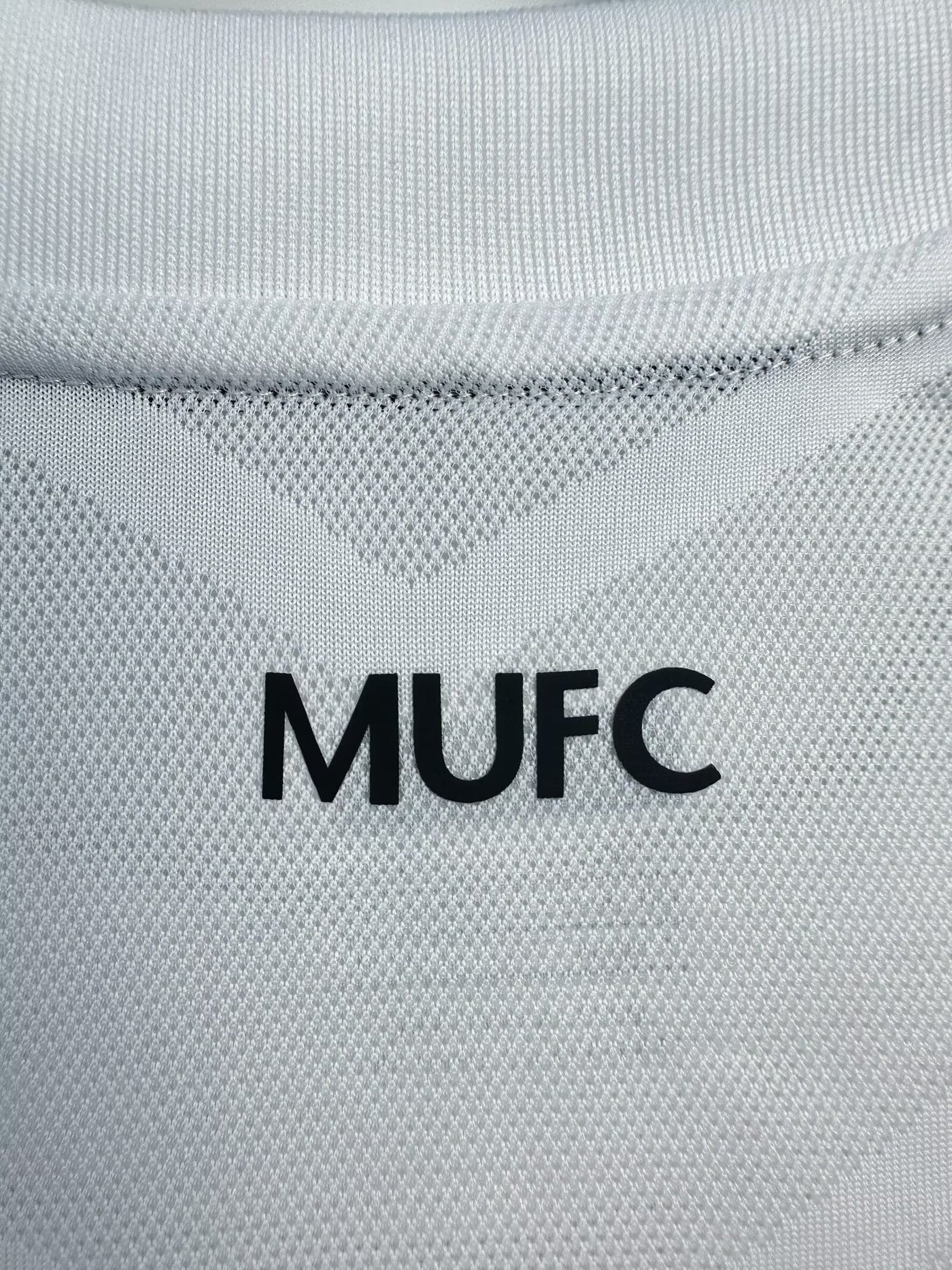 Manchester United 2010/11 Away Retro Shirt - Long Sleeve