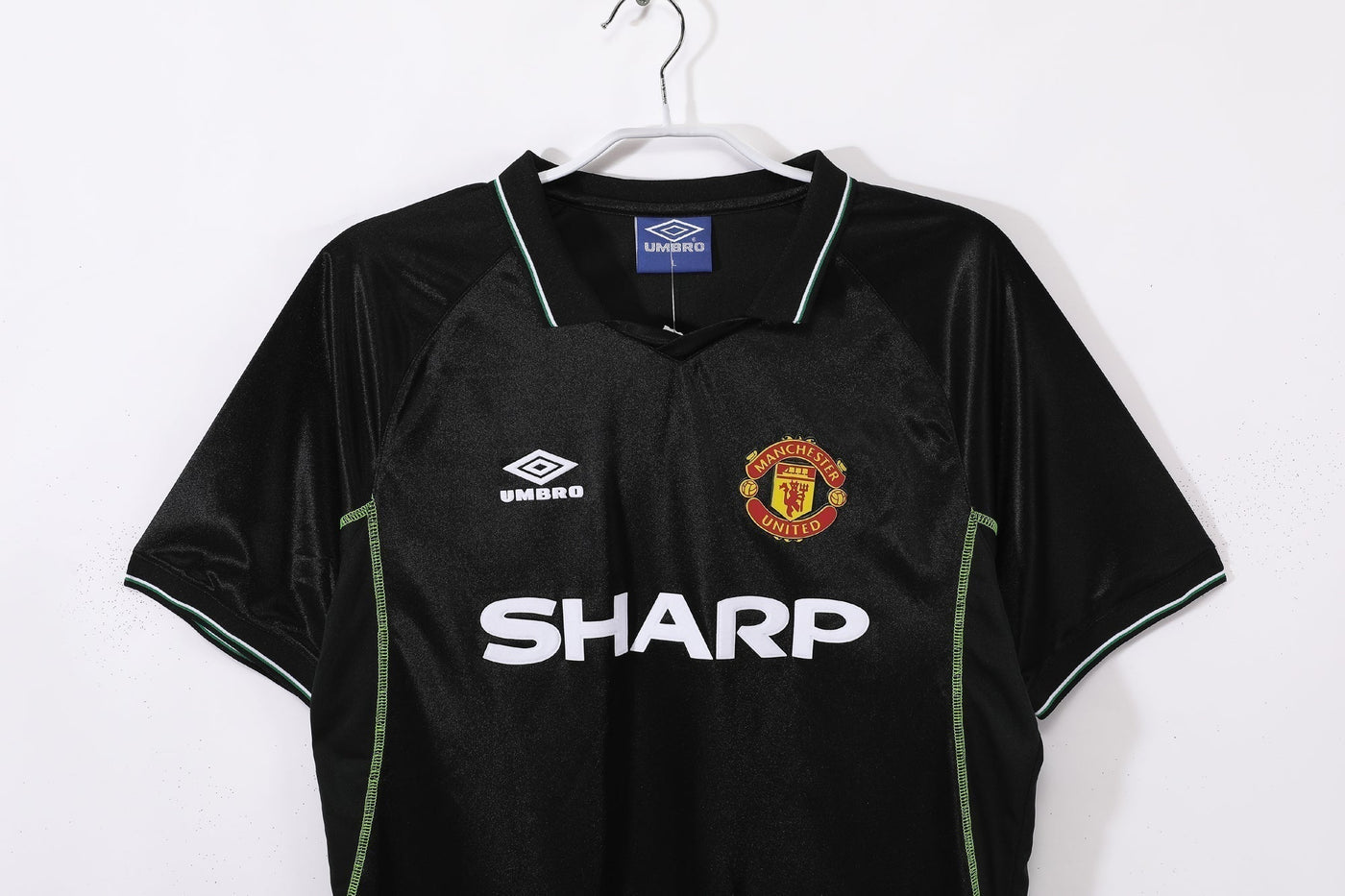 Manchester United 98/99 Away Retro Shirt