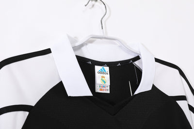Real Madrid 01/02 Away Retro Shirt