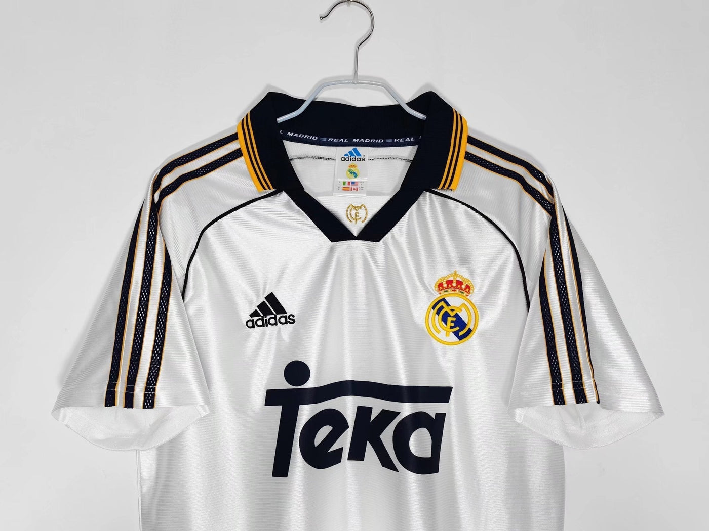 Real Madrid 98/99 Home Retro Shirt