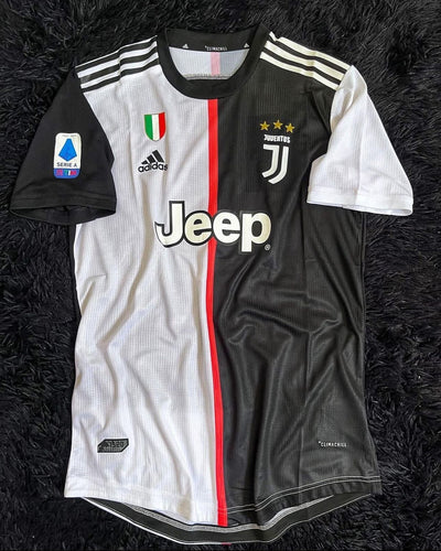 Juventus 2019/20 Retro Shirt - Ronaldo #7 (+Patches)