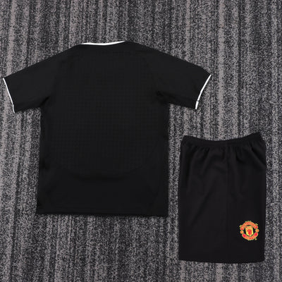 Manchester United 03/04 Children's Away Retro Set