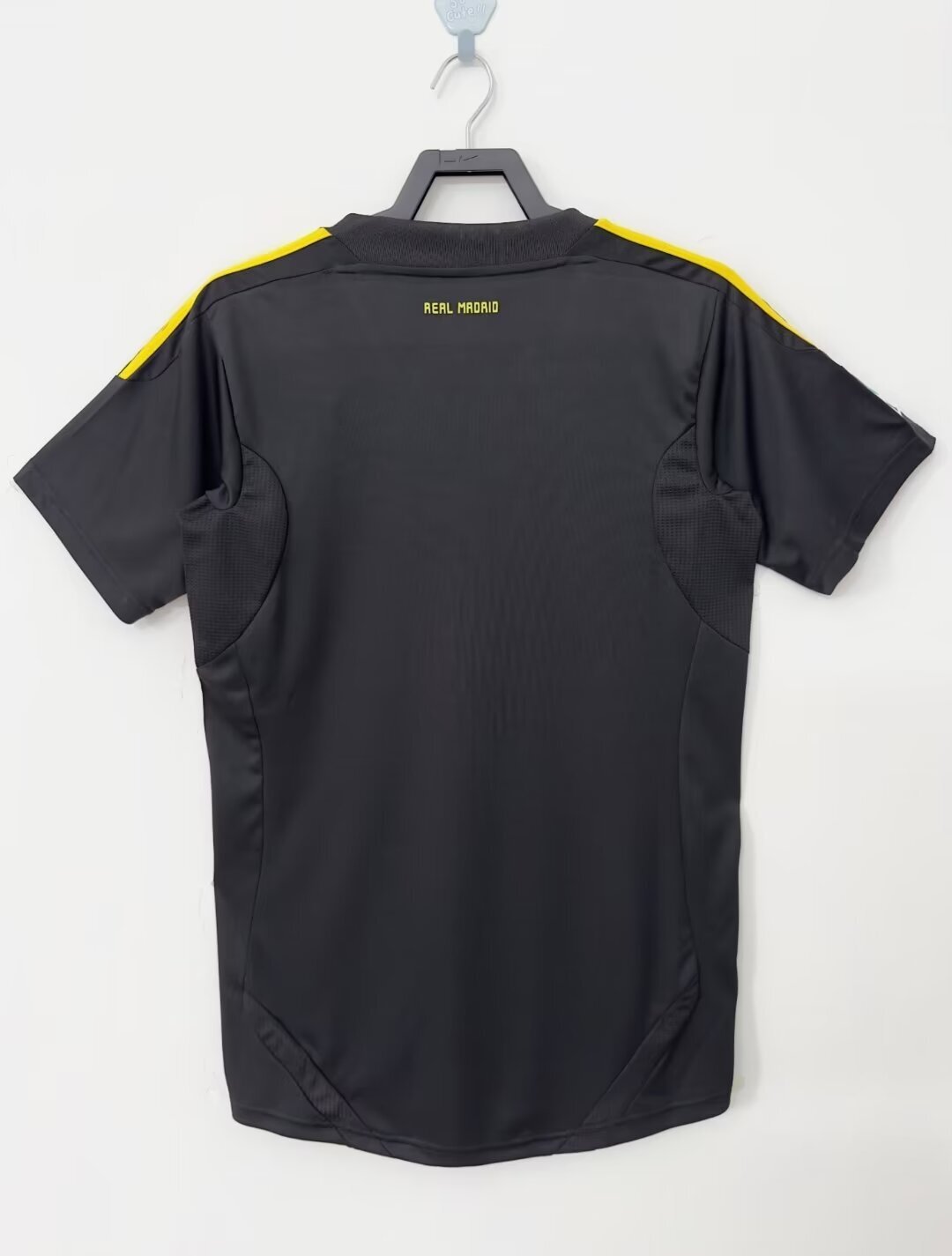 Real Madrid 11/12 Goalkeeper Away Retro Shirt (+Patches)