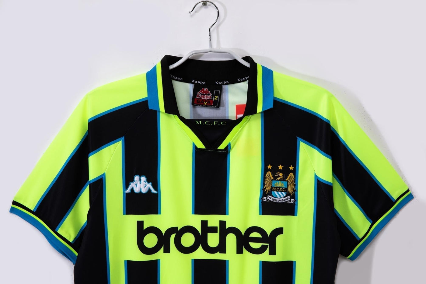 Manchester City 1998/99 Away Retro Shirt