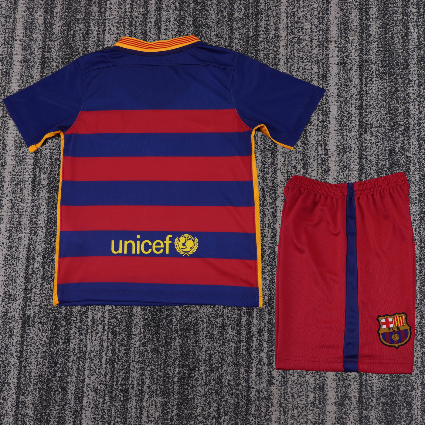 Barcelona 15/16 Children's Home Retro Set