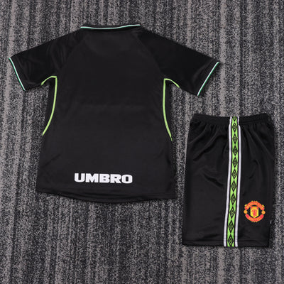 Manchester United 98/99 Children's Third Retro Set