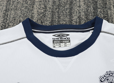 Manchester United 00/01 Children's Away Retro Set