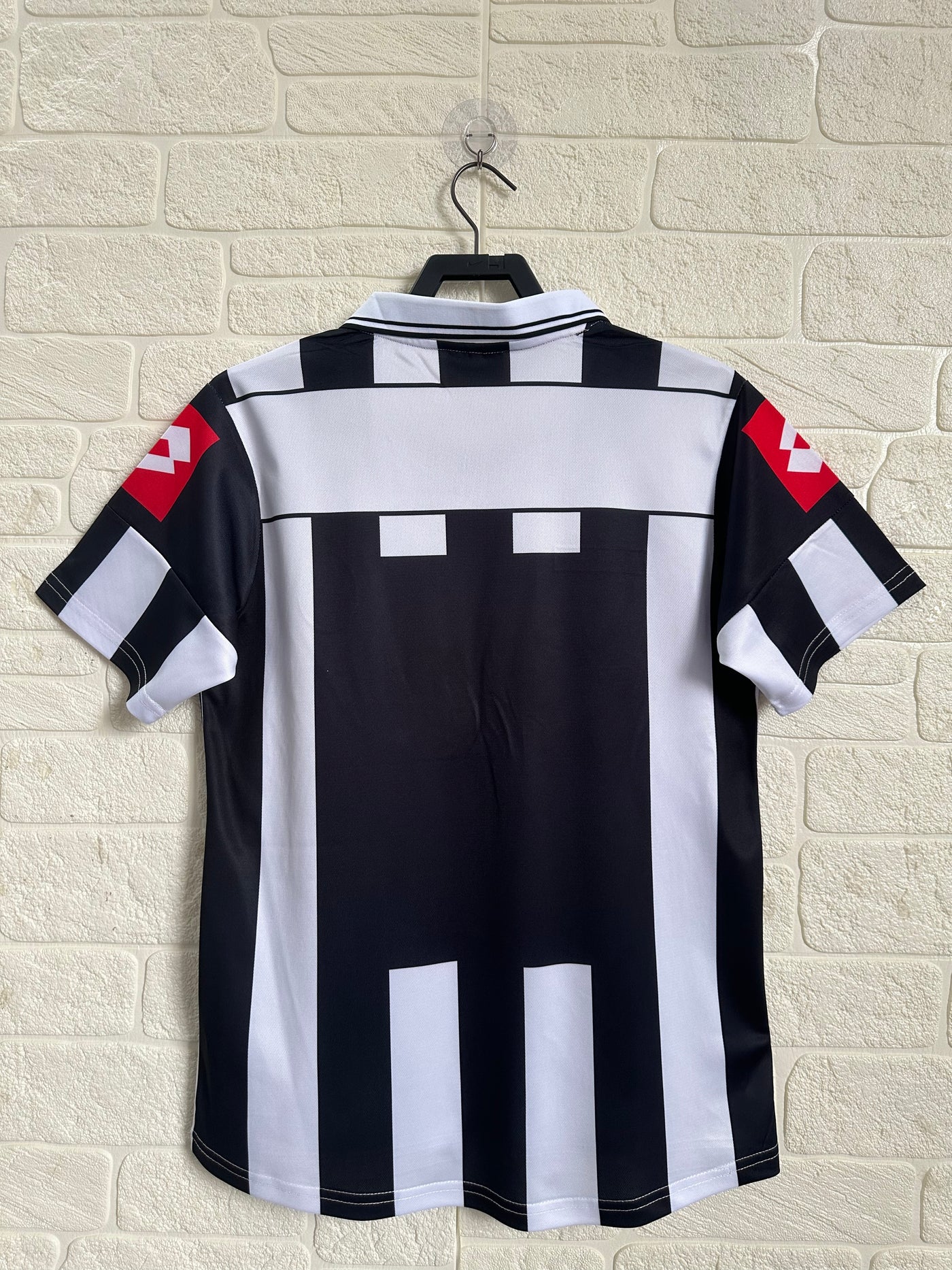 Juventus 01/02 Home Retro Shirt