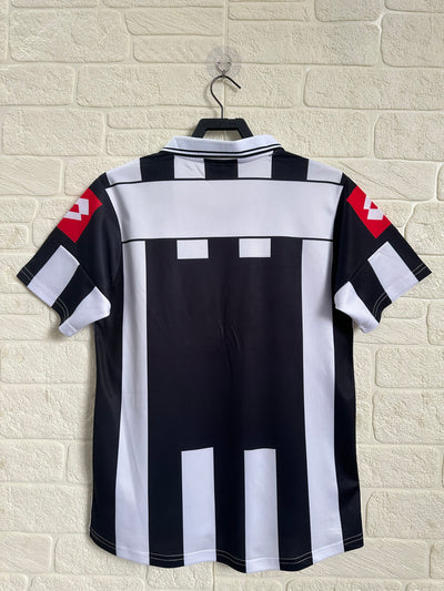 Juventus 01/02 Home Retro Shirt