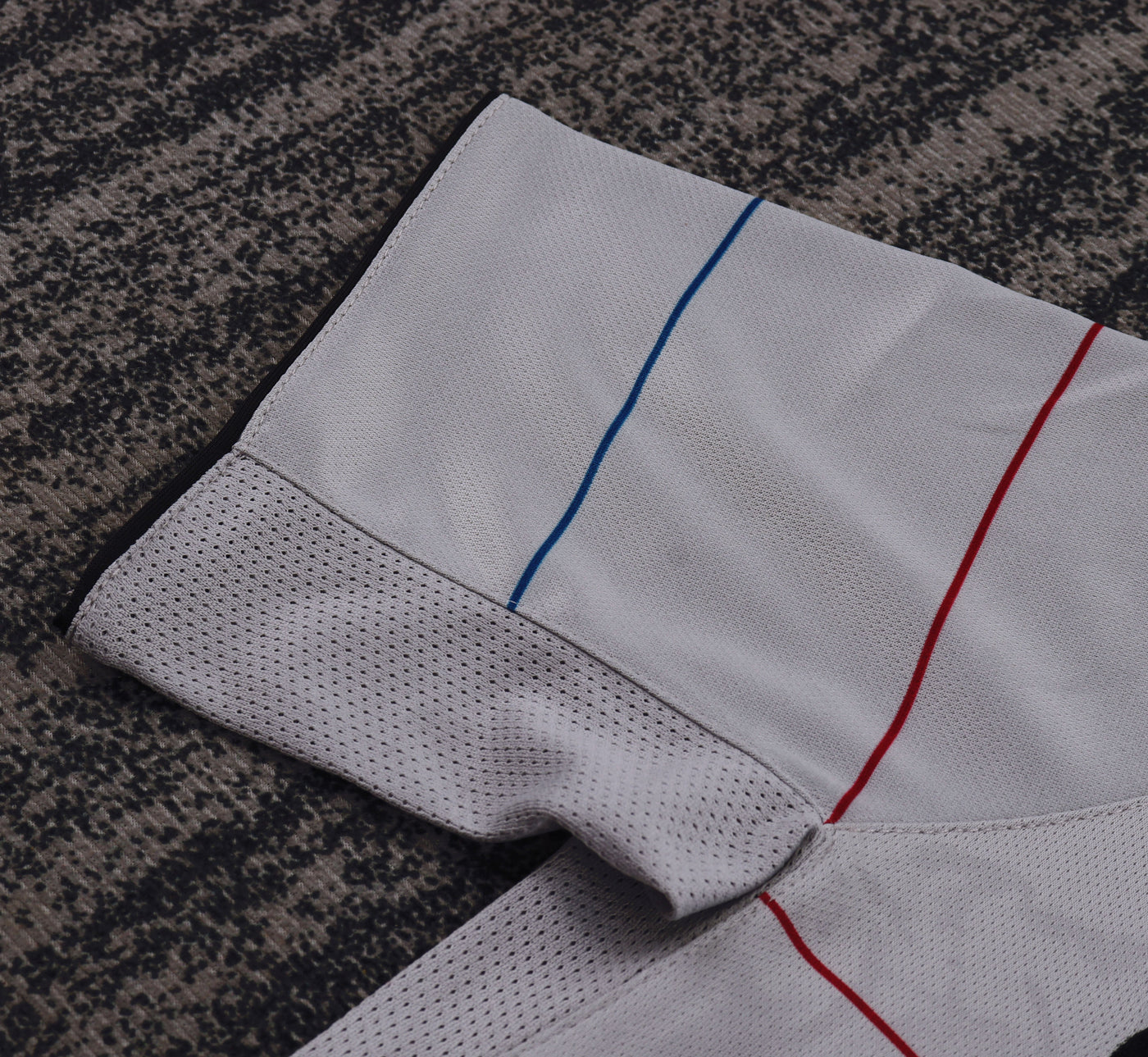 Barcelona 03/04 Children's Away Retro Set